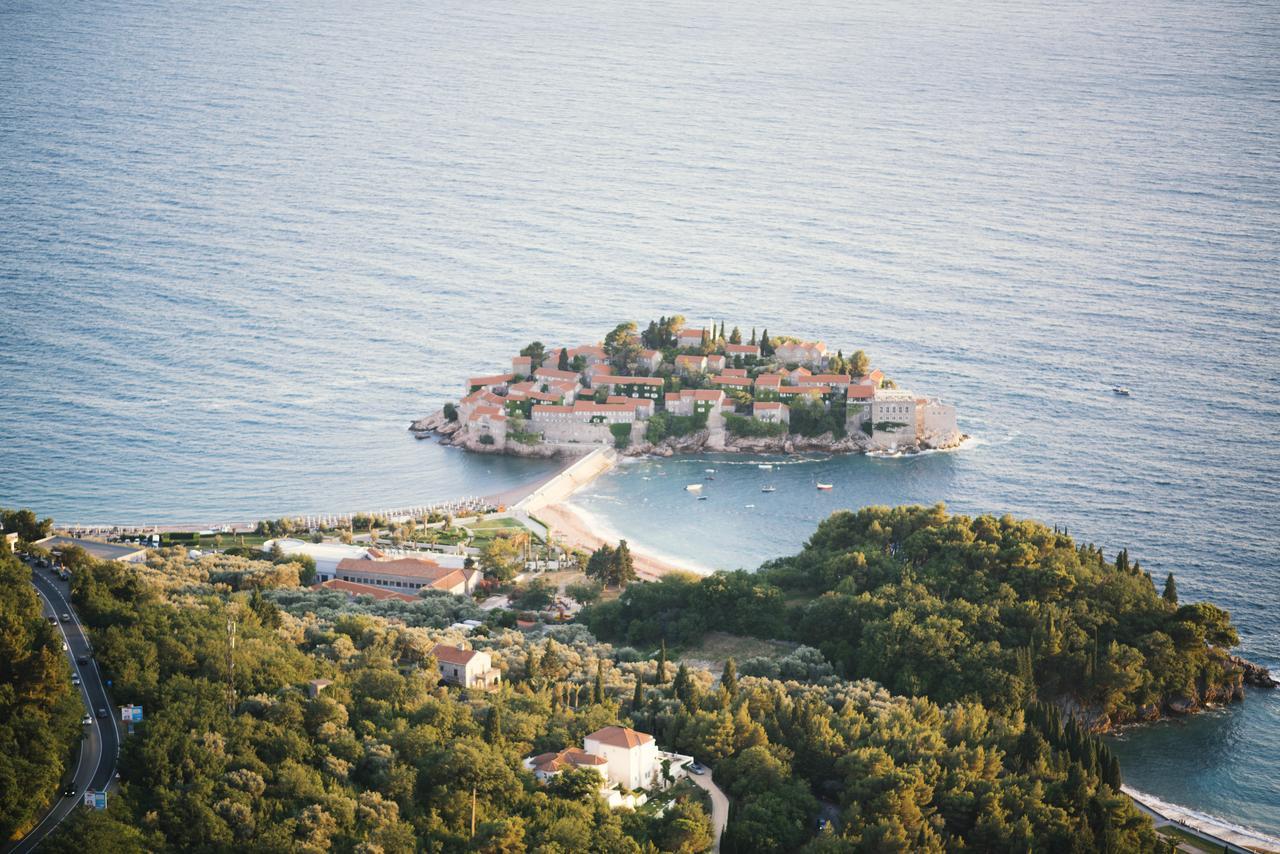 Porodicni Lejlighed Sveti Stefan Eksteriør billede